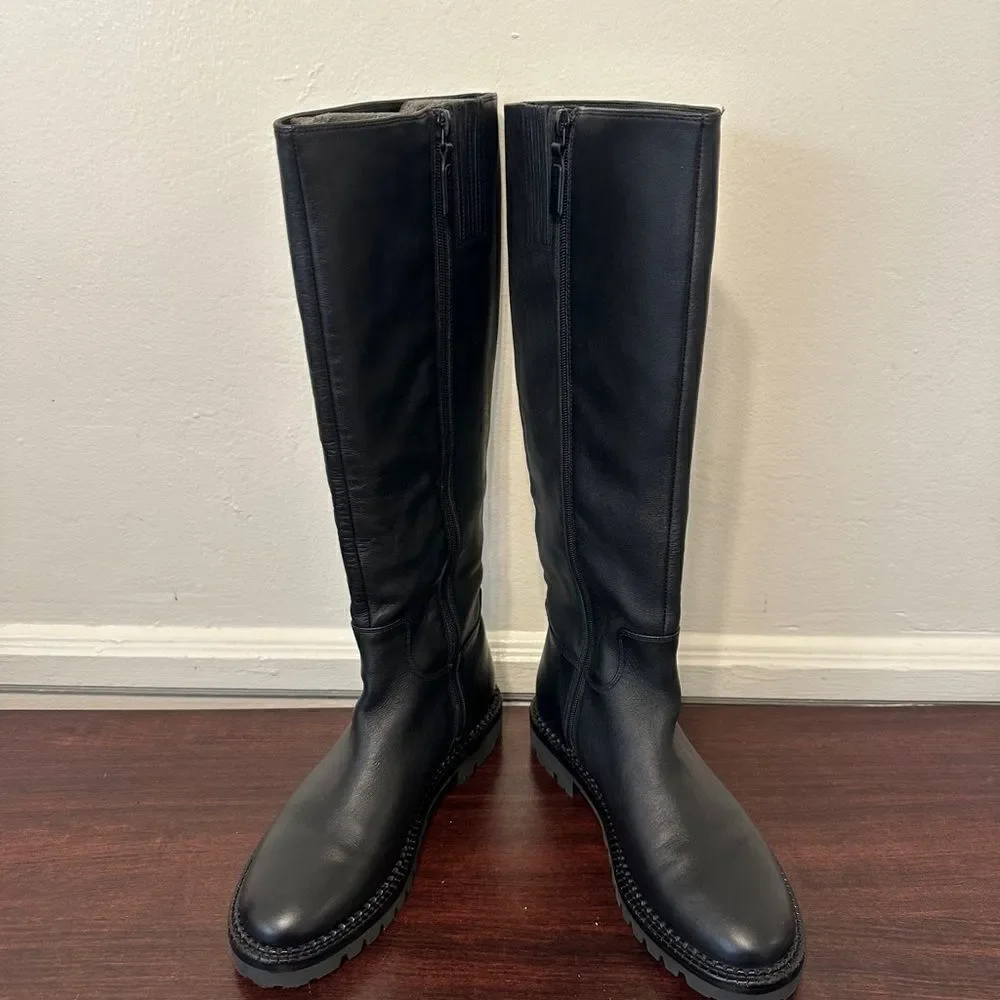 Vince Women’s top grain leather knee high boot in black Sz 6M NIB